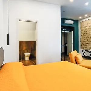 Casa Calu Castel Dell'ovo Napels