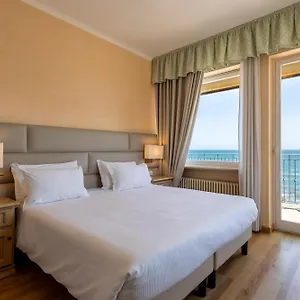 4* Отель Palace