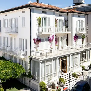 Italia Boutique Отель Римини