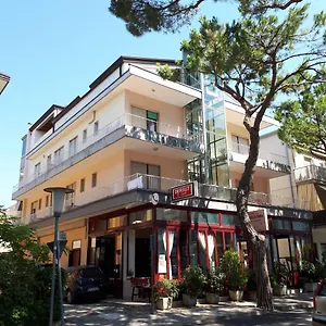 hotel-villa-dina.hotelinveneto.com/