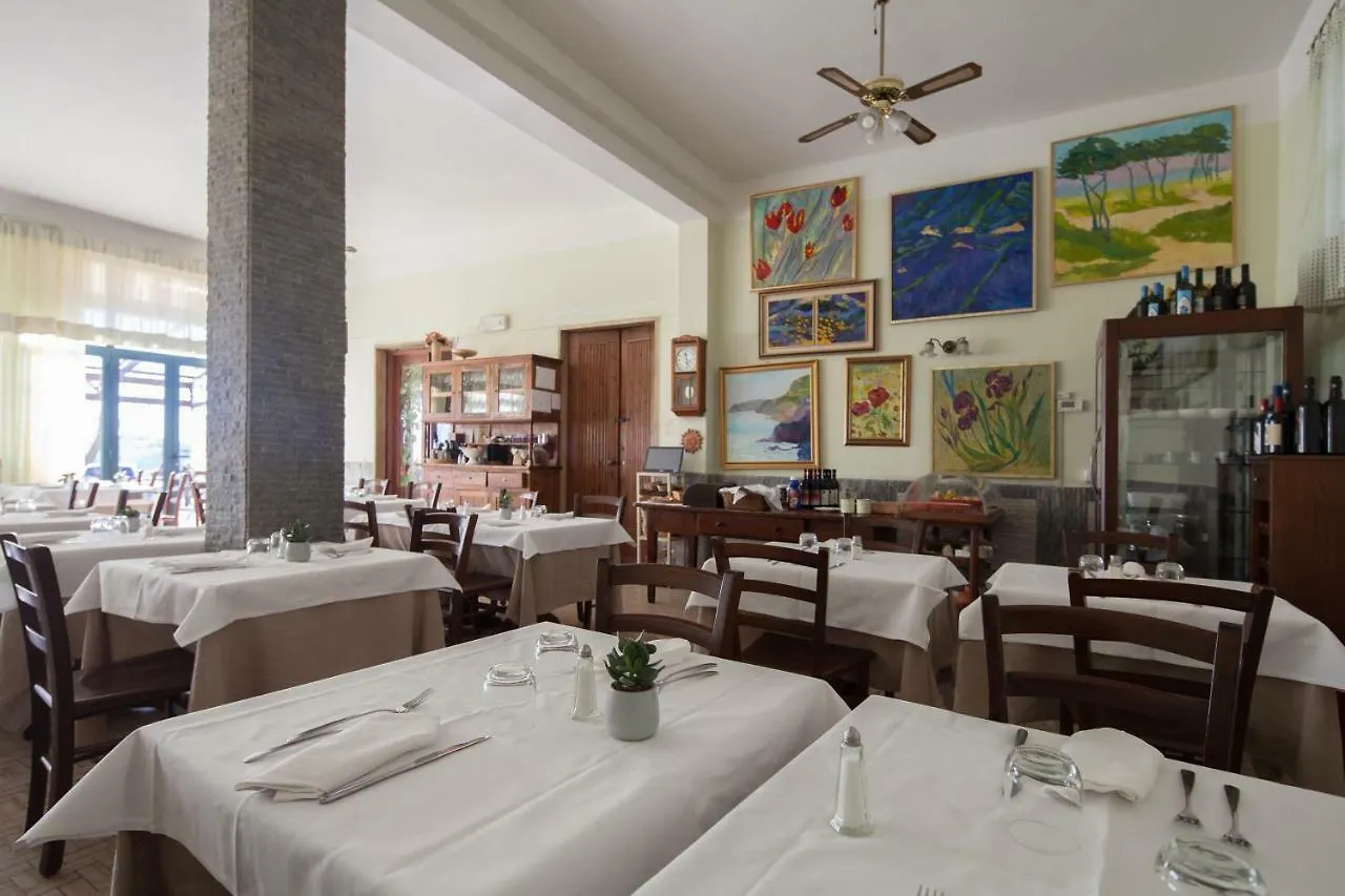 Antica Locanda Luigina Mattarana 3*,  İtalya